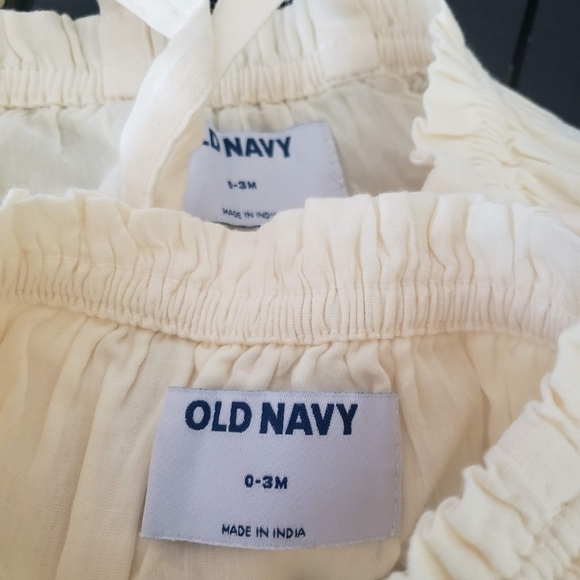 Old Navy NWOT Baby Girl 0-3 Months Two Piece Outfit Ivory Blue Embroidery Boho - Picture 4 of 5